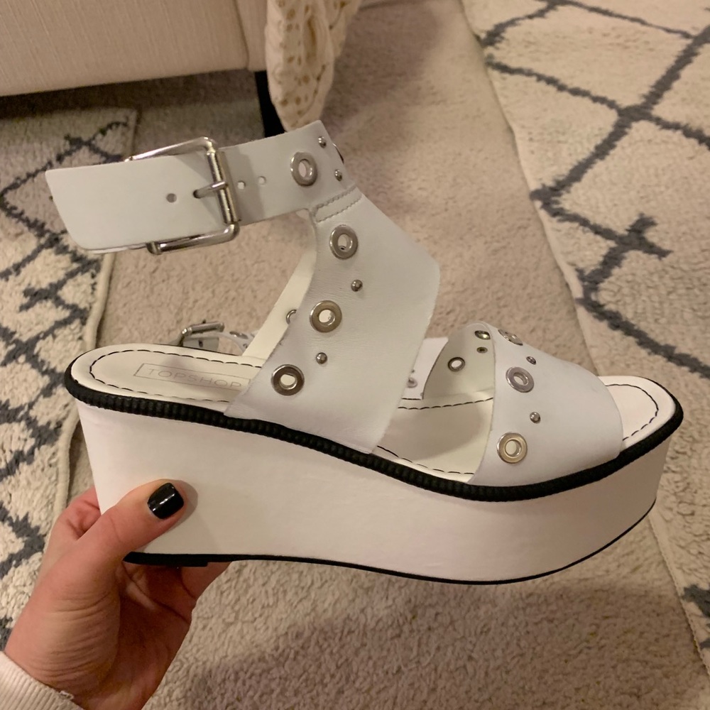 TOP SHOP SANDALS SIZE 40 euro (9us)
